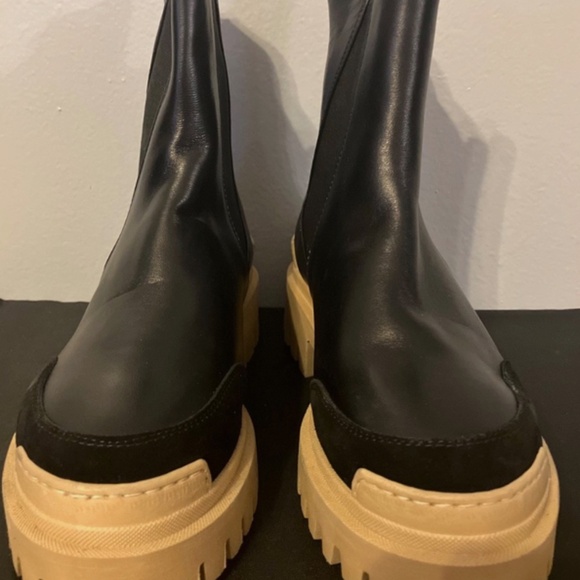 Marc Cain Size 6 Patent Leather Chelsea Boots - Picture 2 of 4